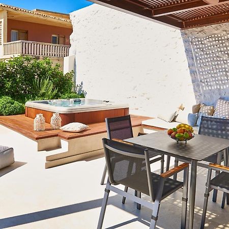 Vista Del Porto Luxury Suites レティムノ エクステリア 写真