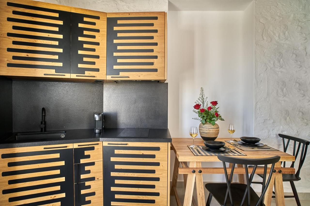 Vista Del Porto Luxury Suites レティムノ エクステリア 写真