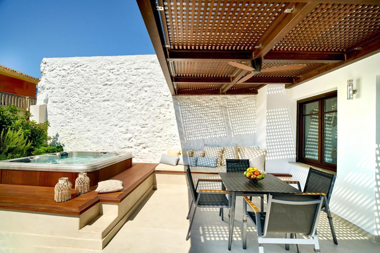 Vista Del Porto Luxury Suites レティムノ エクステリア 写真