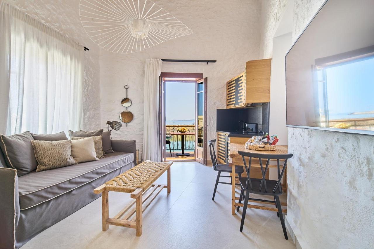 Vista Del Porto Luxury Suites レティムノ エクステリア 写真