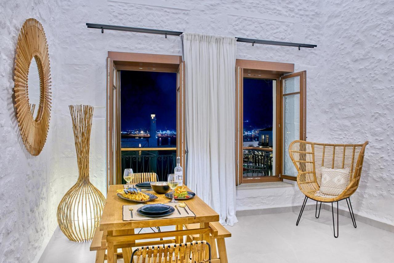 Vista Del Porto Luxury Suites レティムノ エクステリア 写真